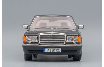 MERCEDES-BENZ 560 SEL (W126) 1989 black metallic