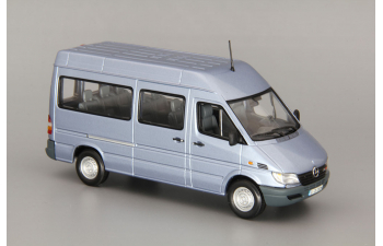 MERCEDES-BENZ Sprinter Classic Bus, pearl blue