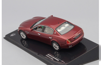 MASERATI Quattroporte, cherry metallic