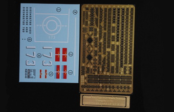 Сборная модель Chinese Navy Type 052D Missile Destroyer 'Changsha' (173)