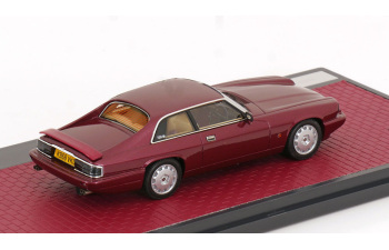 JAGUAR Xjr-s (1993), Red