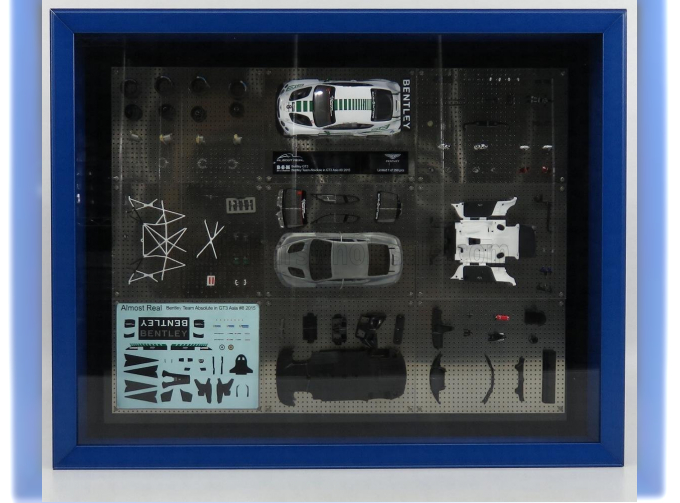 Сборная модель BENTLEY Quadro Panel Display Continental Gt3 Team Absolute Asia №8 2015, White Green