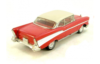 CHEVROLET Bel Air (1957), красный с белым