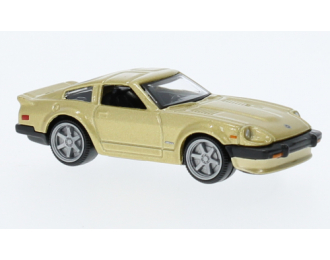 DATSUN 280ZX (S13) (1980), gold