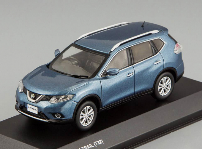 NISSAN X-Trail (T32), blue