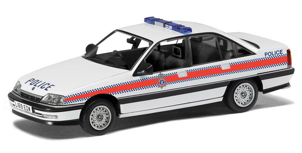VAUXHALL Carlton 2.6L "South Wales Police Force" (1990), white