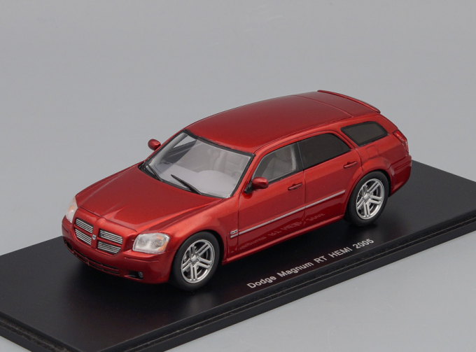 DODGE Magnum RT 2005, red