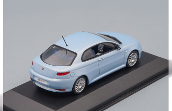 ALFA ROMEO GT (2003), blue metallic