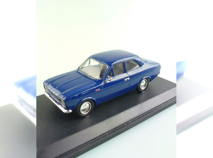 FORD Escort 1300 GT (1968), royal blue