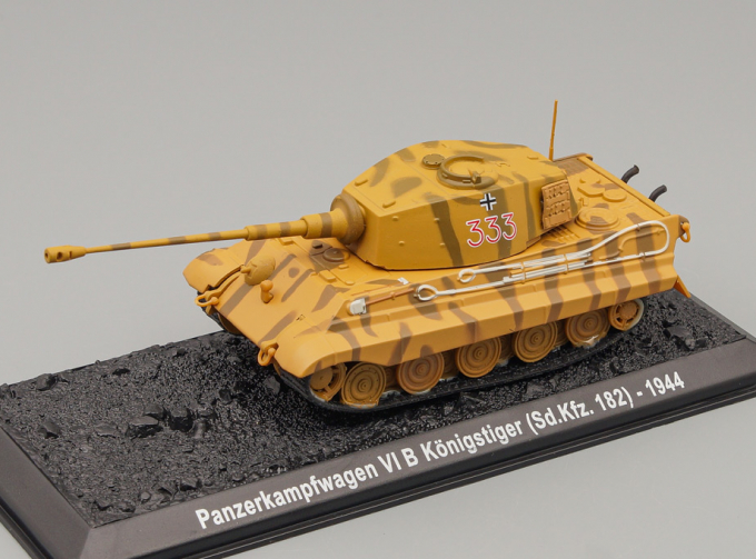 Panzerkampfagen VI B Konigstiger Sd.Kfz.182 (1944), Танки Мира 19-1