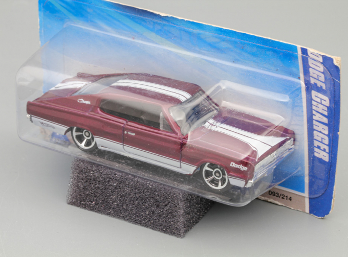 DODGE Charger 1967, purple / silver