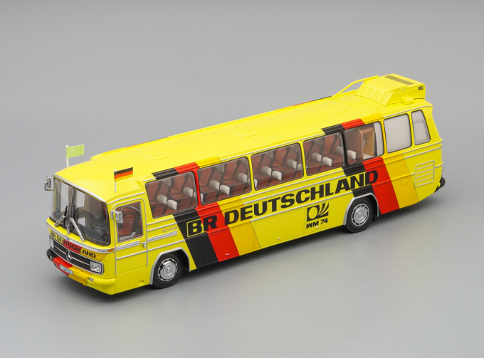 MERCEDES-BENZ O 302 BUS Deutschland Football WM 1974, Yellow