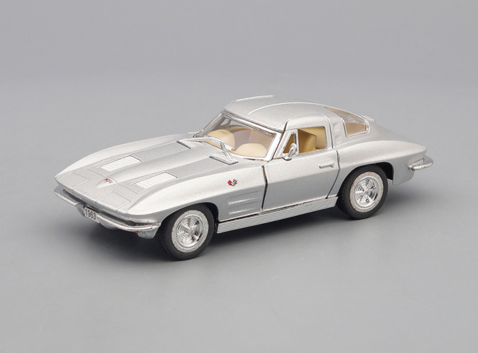 CHEVROLET Corvette Sting Ray (1963), silver