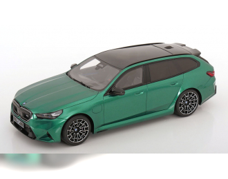 BMW M5 G90 Touring (2024), green metallic