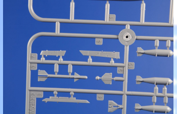 Сборная модель SMB-2 Super Mystere Duo Pack & Book