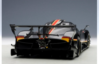 PAGANI Zonda Revolution 2013 (black carbon fiber)