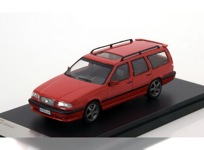 VOLVO 850 T-5R Station Wagon (1995), red