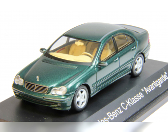 MERCEDES-BENZ C-Klasse Avantgard, green metallic