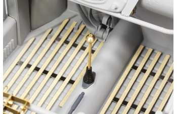 (Уценка!) Сборная модель Германский автомобиль повышенной проходимости Kübelwagen Typ 82 Platinum Edition