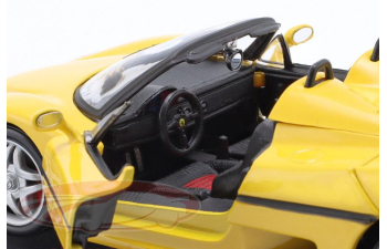 FERRARI F50 Open Top (1995), yellow
