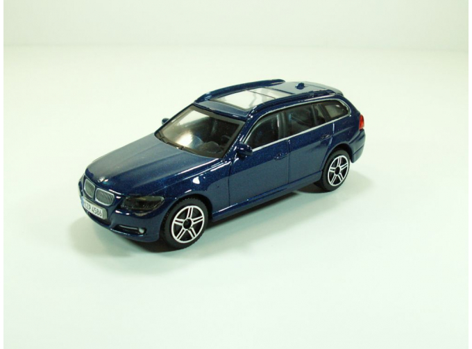 BMW 3 Series Touring, blue