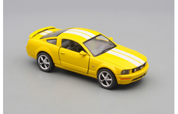 FORD Mustang GT (2006), yellow / white