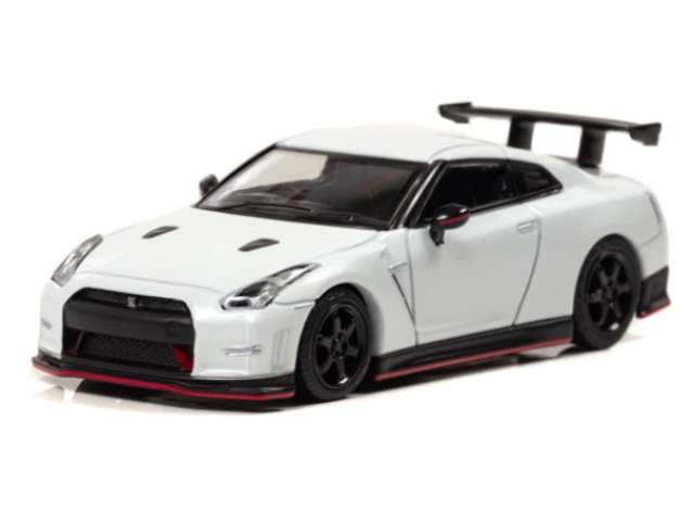 NISSAN GT-R Nismo N Attack Package(R35) (2015), pearl white