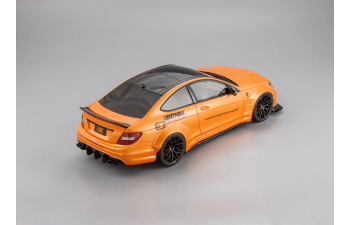 Mercedes-Benz C63 LB Performance (orange)