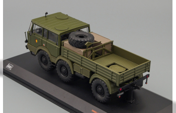 TATRA 813 TP 6x6 балластный тягач Народной армии ГДР (1968), Dark Olive