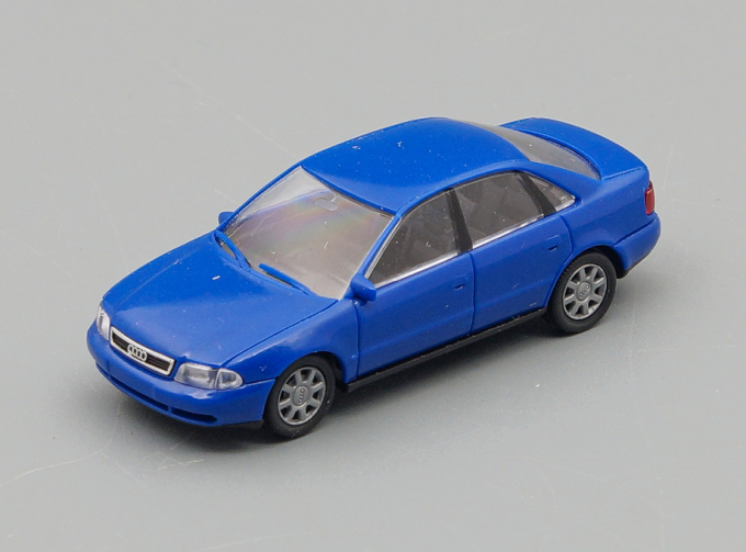 AUDI A4, blue