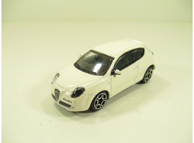 ALFA ROMEO Mito, белый