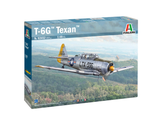 Сборная модель NORTH AMERICAN T-6g Texan Military Airplane (1951)