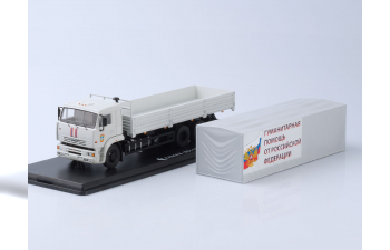 Камский грузовик 65117 МЧС Гуманитарная помощь, серый