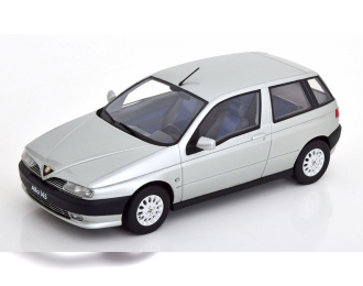 ALFA ROMEO 145 2 0 TD (1995), silver