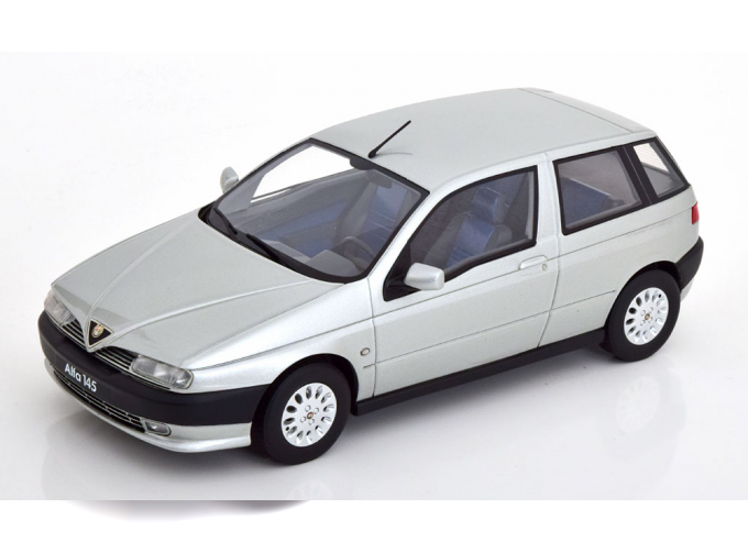 ALFA ROMEO 145 2 0 TD (1995), silver