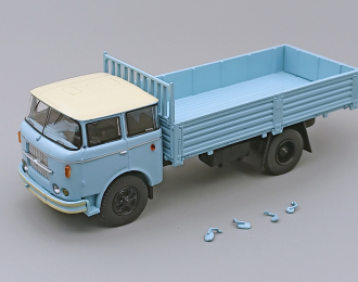 SKODA 706 RT, light blue / beige