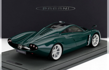 PAGANI Huayra Codalunga (2022) - Con Vetrina - With Showcase, British Racing Green