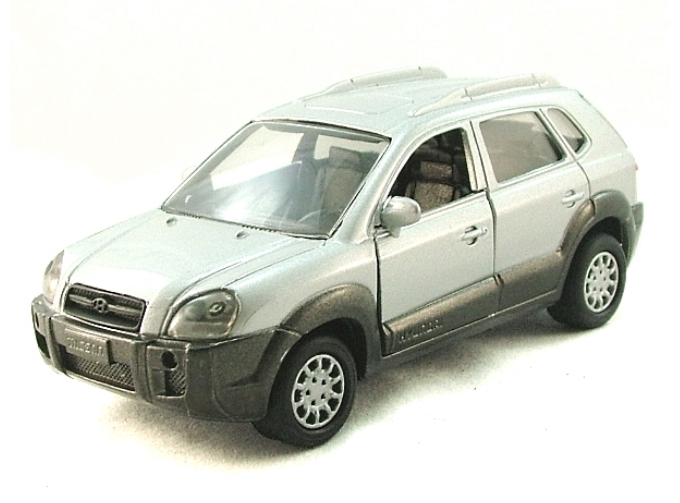 HYUNDAI Tucson, silver