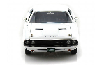 DODGE Challenger R / T (1970), white