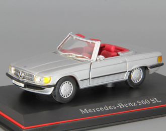 MERCEDES-BENZ 560 SL, silver