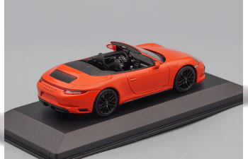 PORSCHE 911 (991.2) Carrera 4gts Cabriolet (2017), orange