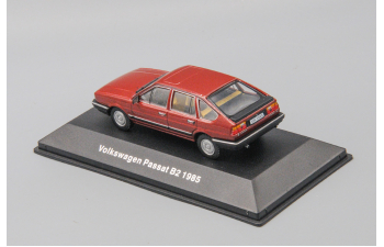 VOLKSWAGEN Passat B2 (1985), red