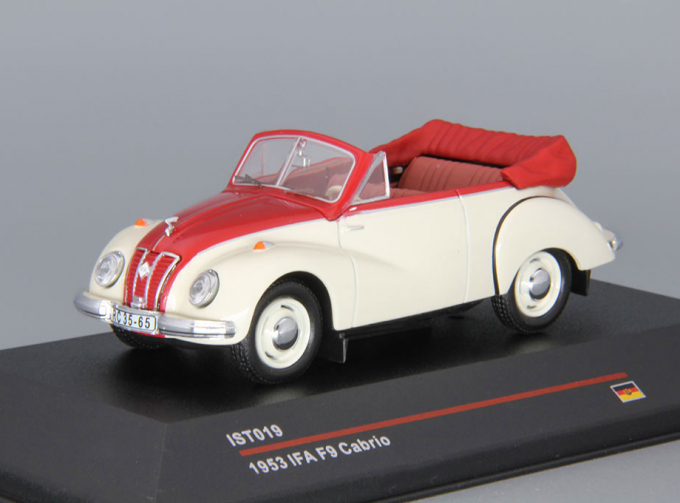 IFA F9 Cabrio (1953), white / red