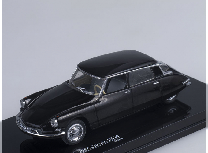 CITROEN DS19 (1956), black