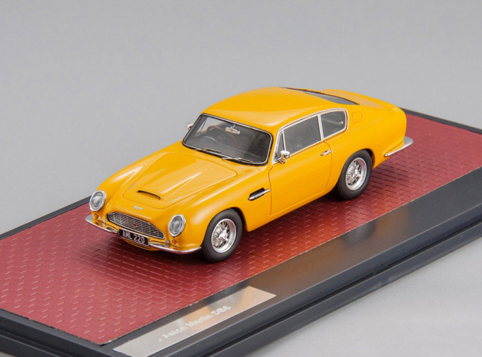 ASTON MARTIN DB6 Vantage (1965), yellow