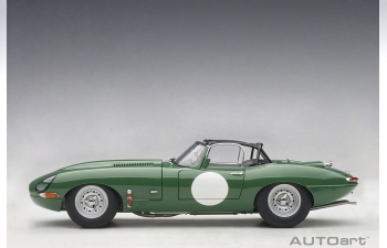 Jaguar Lightweight E-Type 2015 (green)