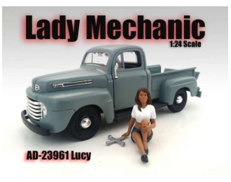 Lady Mechanic *Lucy*