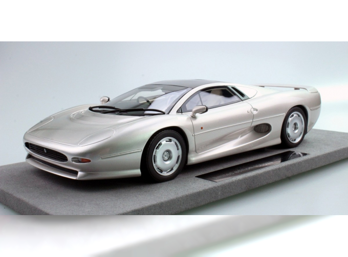 Jaguar XJ 220 1992 (silver)