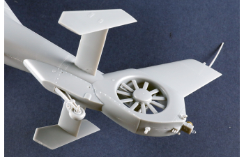 Сборная модель Z-19G Light Scout/Attack Helicopter