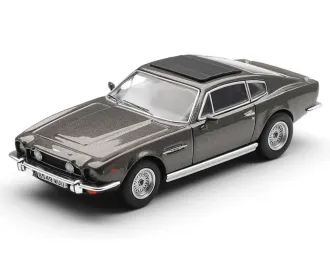 ASTON MARTIN V8 Vantage *The Living Daylights* Weapons Off English Blister Packaging (1987), grey